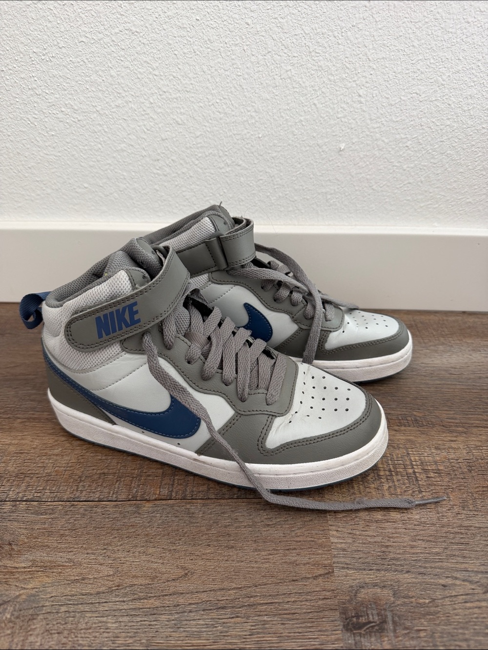 Kids Nike High Top Sneakers